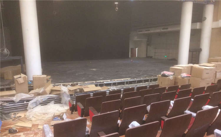 22厚體育運動地板多少錢一平米？