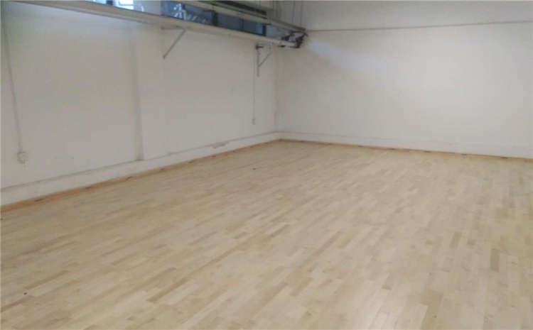 22厚體育館實木地板每平米價格