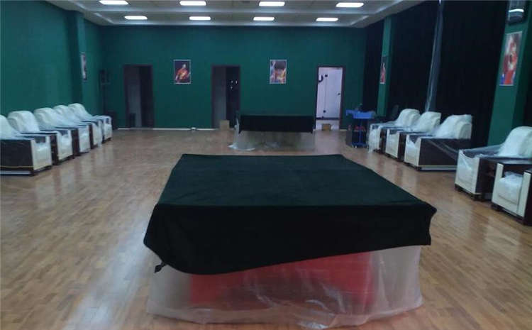 專業的木地板籃球館怎么維修？