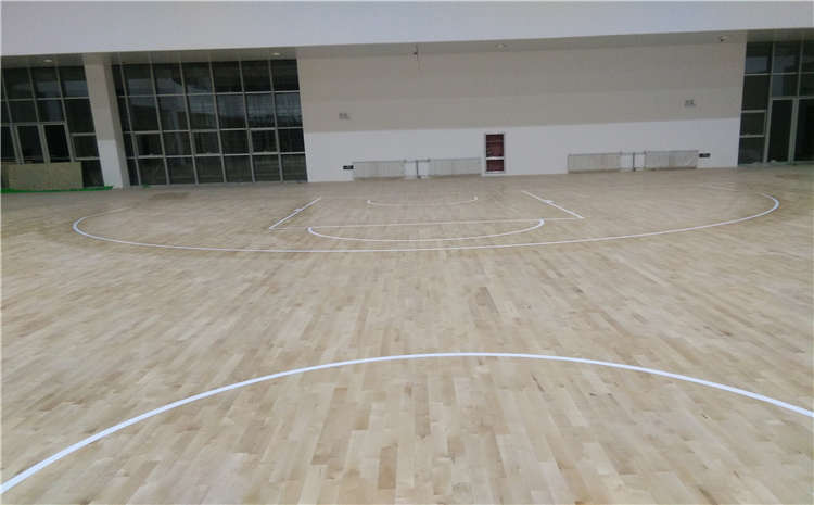 專業(yè)的籃球館木地板怎么維修？