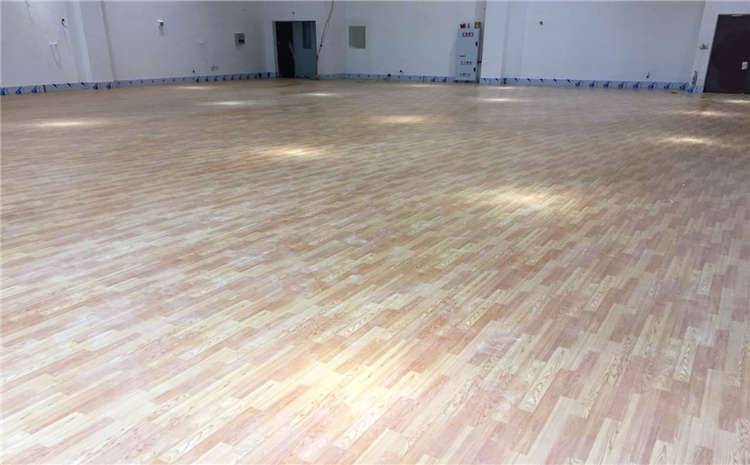 江西學(xué)校運(yùn)動(dòng)木地板施工方案