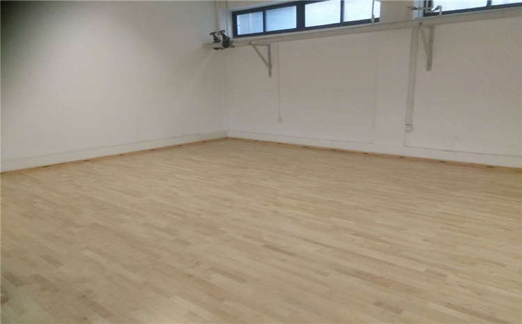 楓樺木體育館實木地板板式龍骨結構