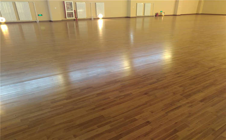 指接板籃球館木地板廠家哪家好？