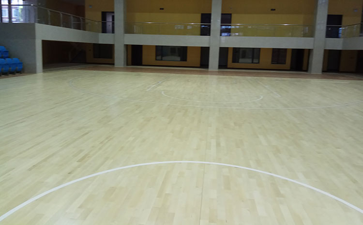 硬木企口運動木地板造價