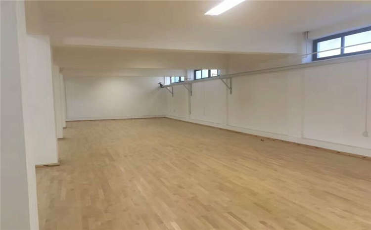 浙江體育場運(yùn)動木地板供應(yīng)商