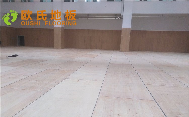 青島市黃島區濱海街道中心小學體育館木地板