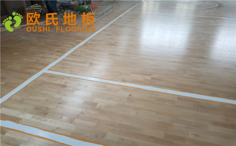 新疆克拉瑪依市獨山子虹園小區體育館木地板項目——歐氏實木運動地板