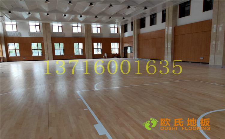 黑龍江雙鴨山籃球館實木運(yùn)動地板案例—?dú)W氏實木運(yùn)動地板廠家